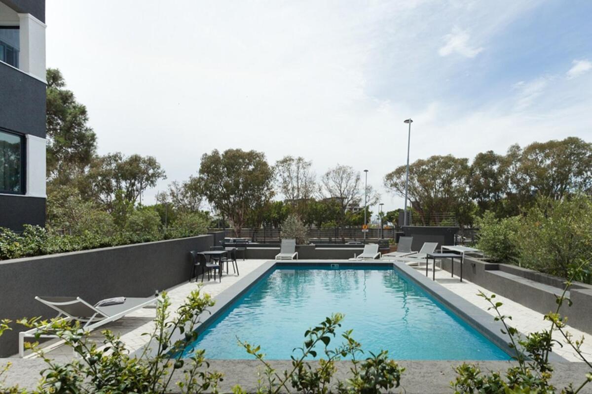 Warwick 30c * Cape Town